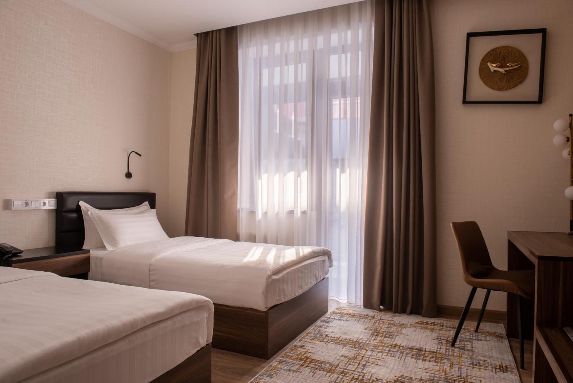 Silk Road Premium Hotel Tashkent Exterior photo